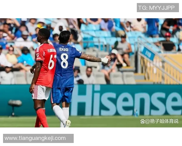 本菲卡狂胜巴萨5-1帽子戏法引爆全场激情瞬间回顾 本菲卡狂胜巴萨5-1帽子戏法引爆全场激情瞬间回顾