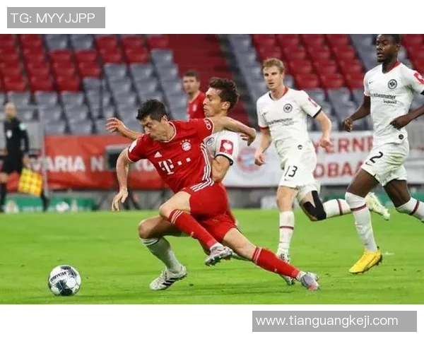 利物浦友谊赛小胜拜仁全场数据解析与精彩瞬间回顾