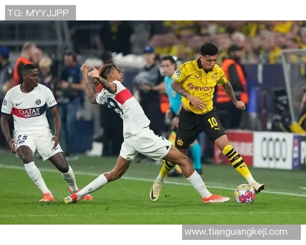 中超精彩对决巴黎圣日耳曼逆转马竞补时绝杀引发全场狂欢