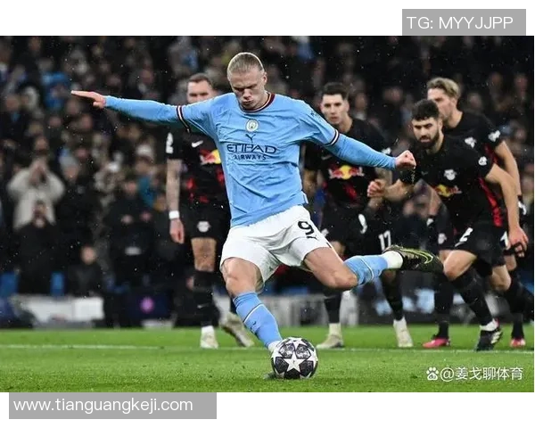 德甲惊现逆转大战曼城绝杀那不勒斯引发全场狂欢解析战术细节